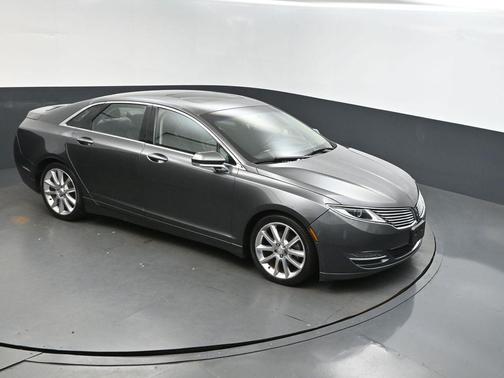2016 Lincoln MKZ Base