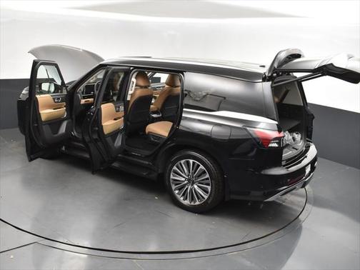 2025 INFINITI QX80 SENSORY AWD
