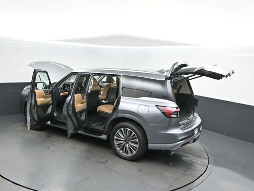 2025 INFINITI QX80 SENSORY AWD