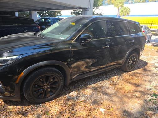 2023 INFINITI QX60 Pure