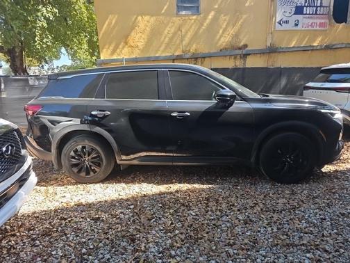 2023 INFINITI QX60 Pure