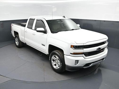 Summit White 2018 Chevrolet Silverado 1500 2LT