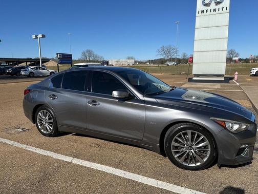 2018 INFINITI Q50 3.0t LUXE