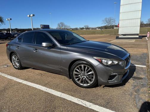 2018 INFINITI Q50 3.0t LUXE