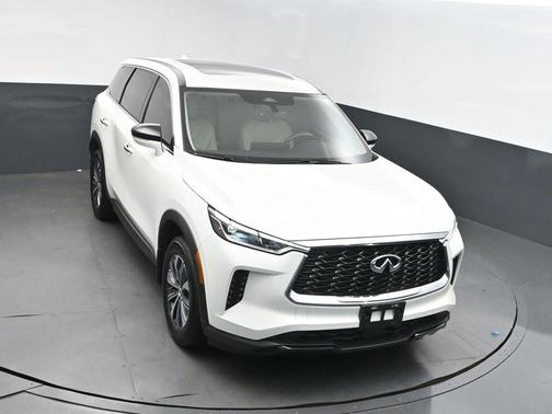 2023 INFINITI QX60 Pure