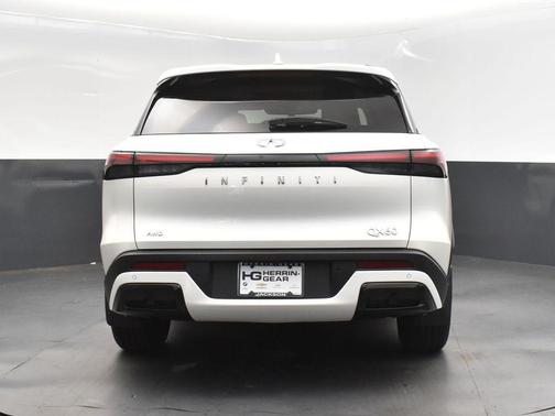 2023 INFINITI QX60 Pure