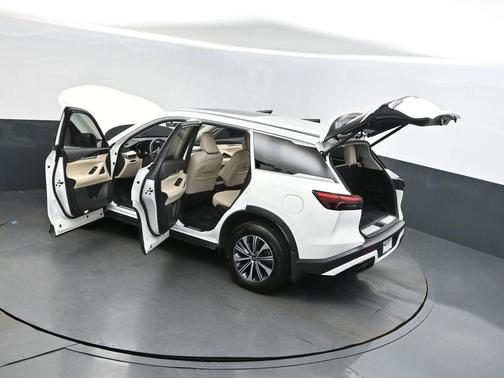 2023 INFINITI QX60 Pure