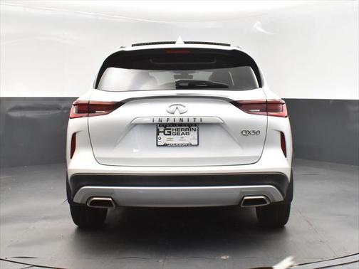 2024 INFINITI QX50 LUXE