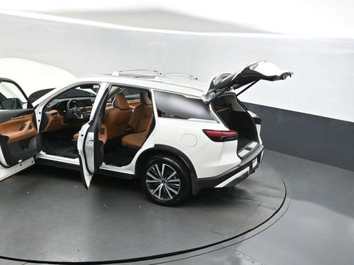 2025 INFINITI QX60 SENSORY