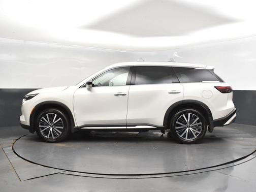 2025 INFINITI QX60 SENSORY