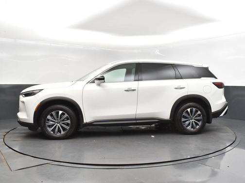 2025 INFINITI QX60 Pure