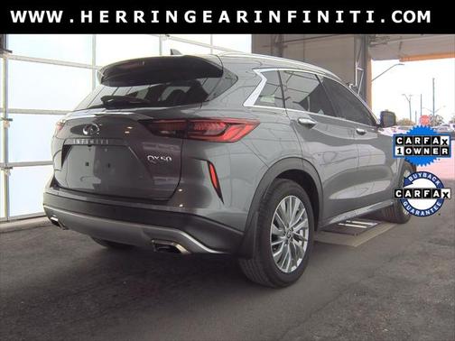 2023 INFINITI QX50 LUXE