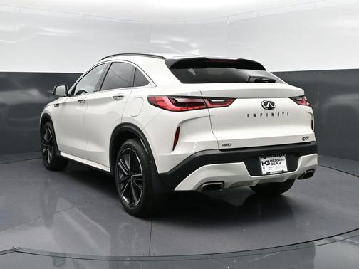 2023 INFINITI QX55 LUXE