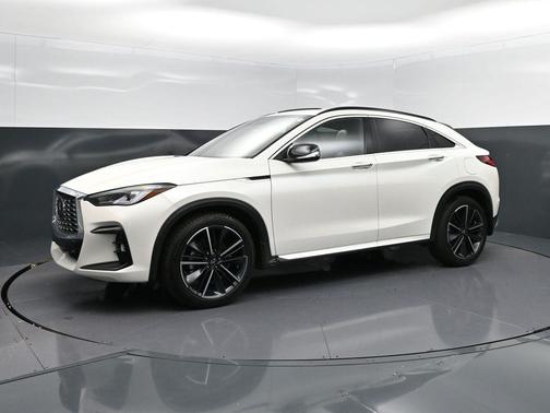 2023 INFINITI QX55 LUXE