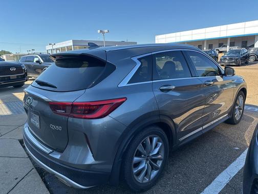 2019 INFINITI QX50 ESSENTIAL