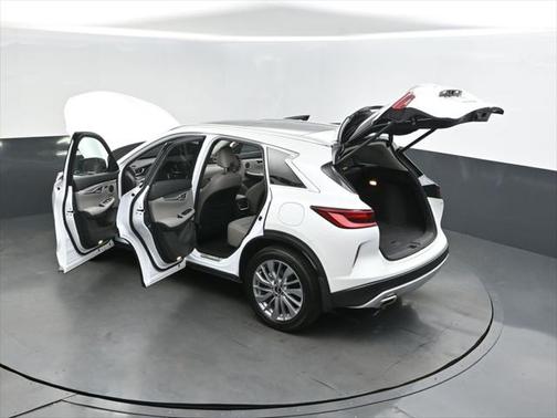 2024 INFINITI QX50 LUXE