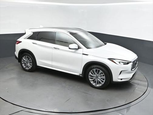 2024 INFINITI QX50 LUXE