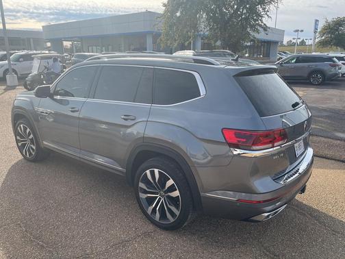 2022 Volkswagen Atlas 3.6L SEL Premium
