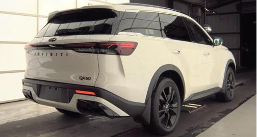 Majestic White 2025 INFINITI QX60 Luxe