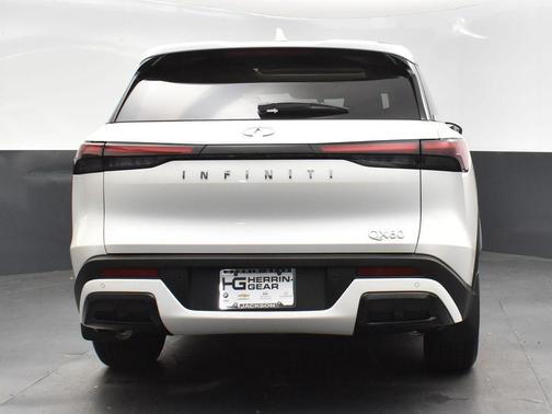 2025 INFINITI QX60 Pure