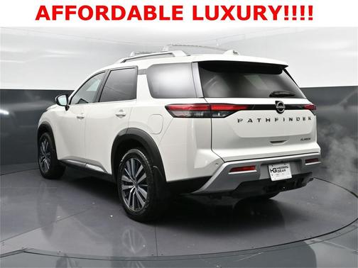 2022 Nissan Pathfinder Platinum 2WD