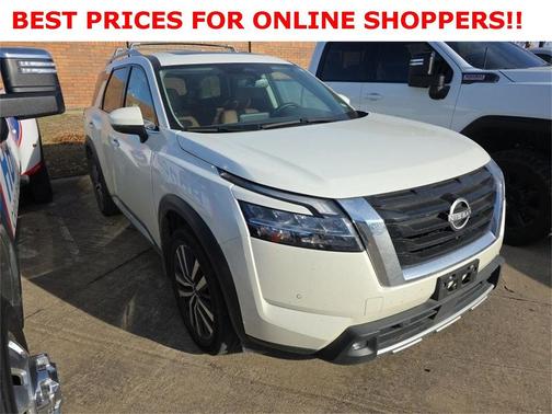 2022 Nissan Pathfinder Platinum 2WD