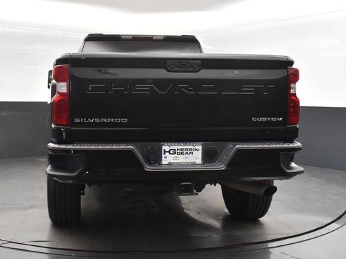 2023 Chevrolet Silverado 2500 Custom