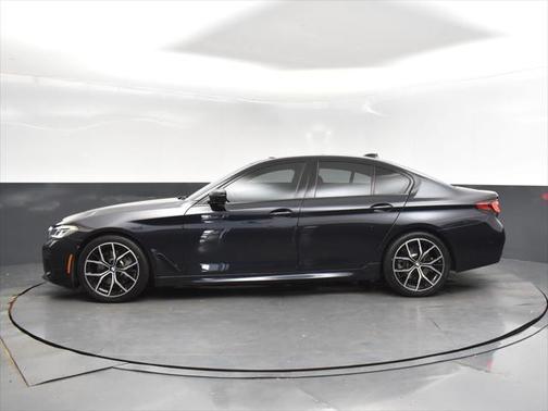 2021 BMW 530 530i