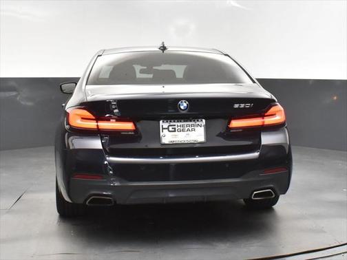 2021 BMW 530 530i