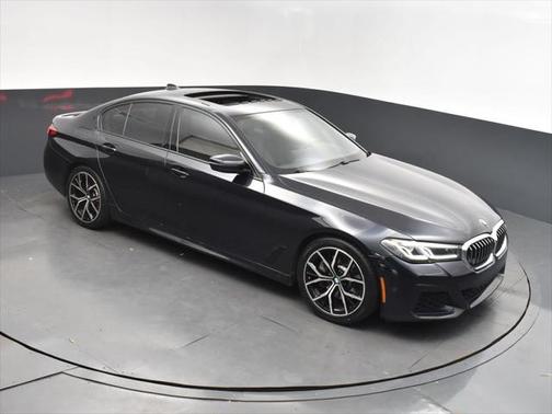 2021 BMW 530 530i