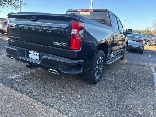 2022 Chevrolet Silverado 1500 High Country