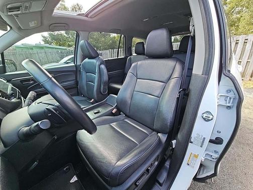 2022 Honda Pilot 2WD Special Edition