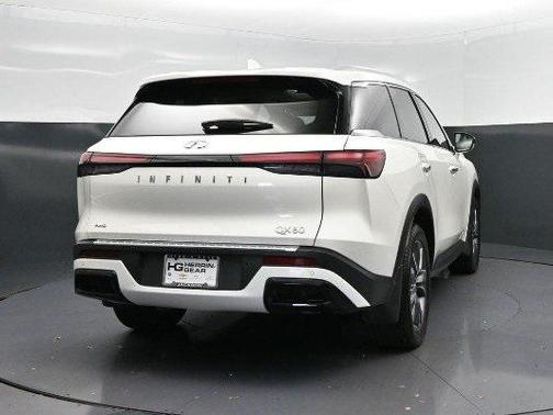 2022 INFINITI QX60 Luxe