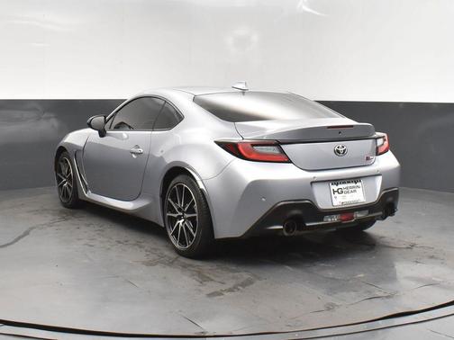 2023 Toyota GR86 Base