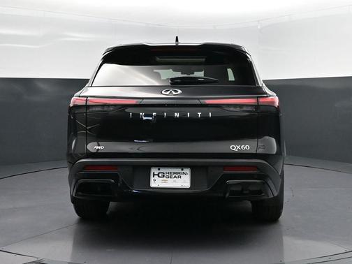 2023 INFINITI QX60 Pure