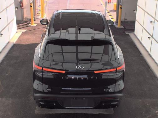 2023 INFINITI QX60 Pure