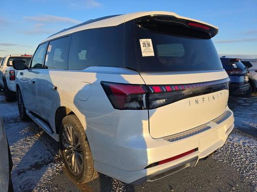 2025 INFINITI QX80 SENSORY AWD