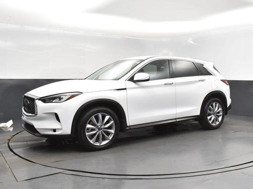 2022 INFINITI QX50 PURE