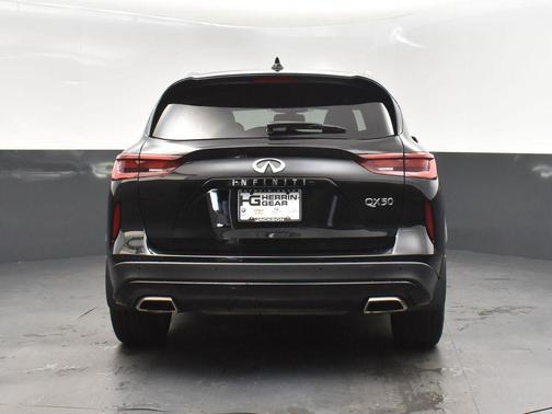 2022 INFINITI QX50 LUXE
