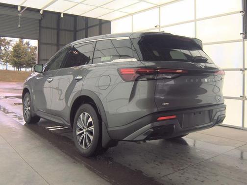 2025 INFINITI QX60 Pure