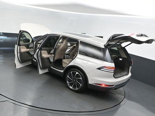 2023 Lincoln Aviator Reserve AWD