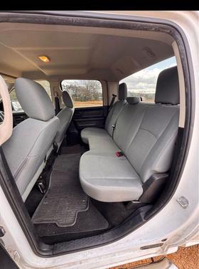 Bright White Clearcoat 2016 RAM 1500 Tradesman/Express