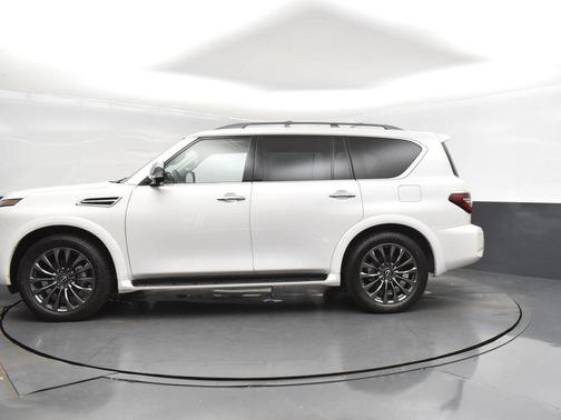 2024 Nissan Armada Platinum 2WD
