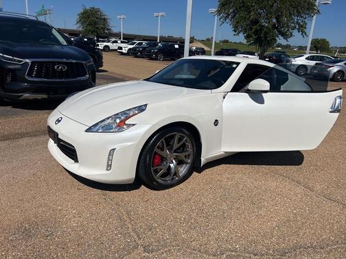 2016 Nissan 370Z Sport