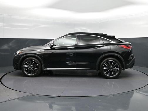 2023 INFINITI QX55 LUXE