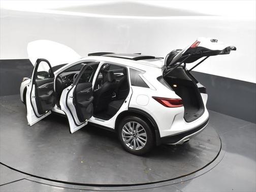 2024 INFINITI QX50 LUXE
