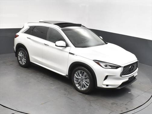 2024 INFINITI QX50 LUXE