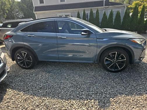 2022 INFINITI QX55 LUXE