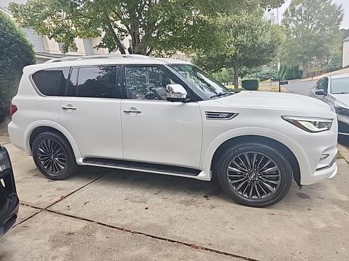 2022 INFINITI QX80 SENSORY