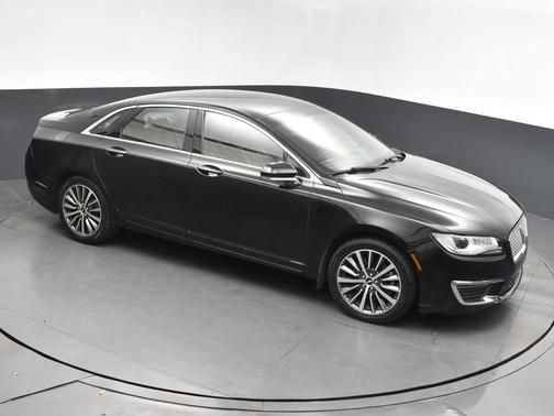2017 Lincoln MKZ Base